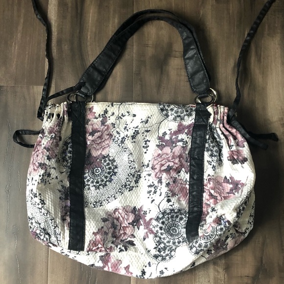 Bohemian sequence flower bag - Picture 1 of 7